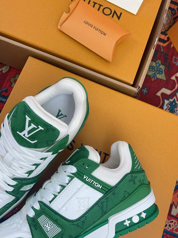 ルイヴィトン靴素材ディテール